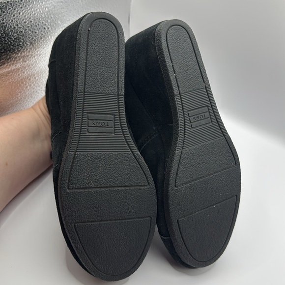 TOMS Women's Black Suede Desert Wedges Size 7 - Picture 16 of 16